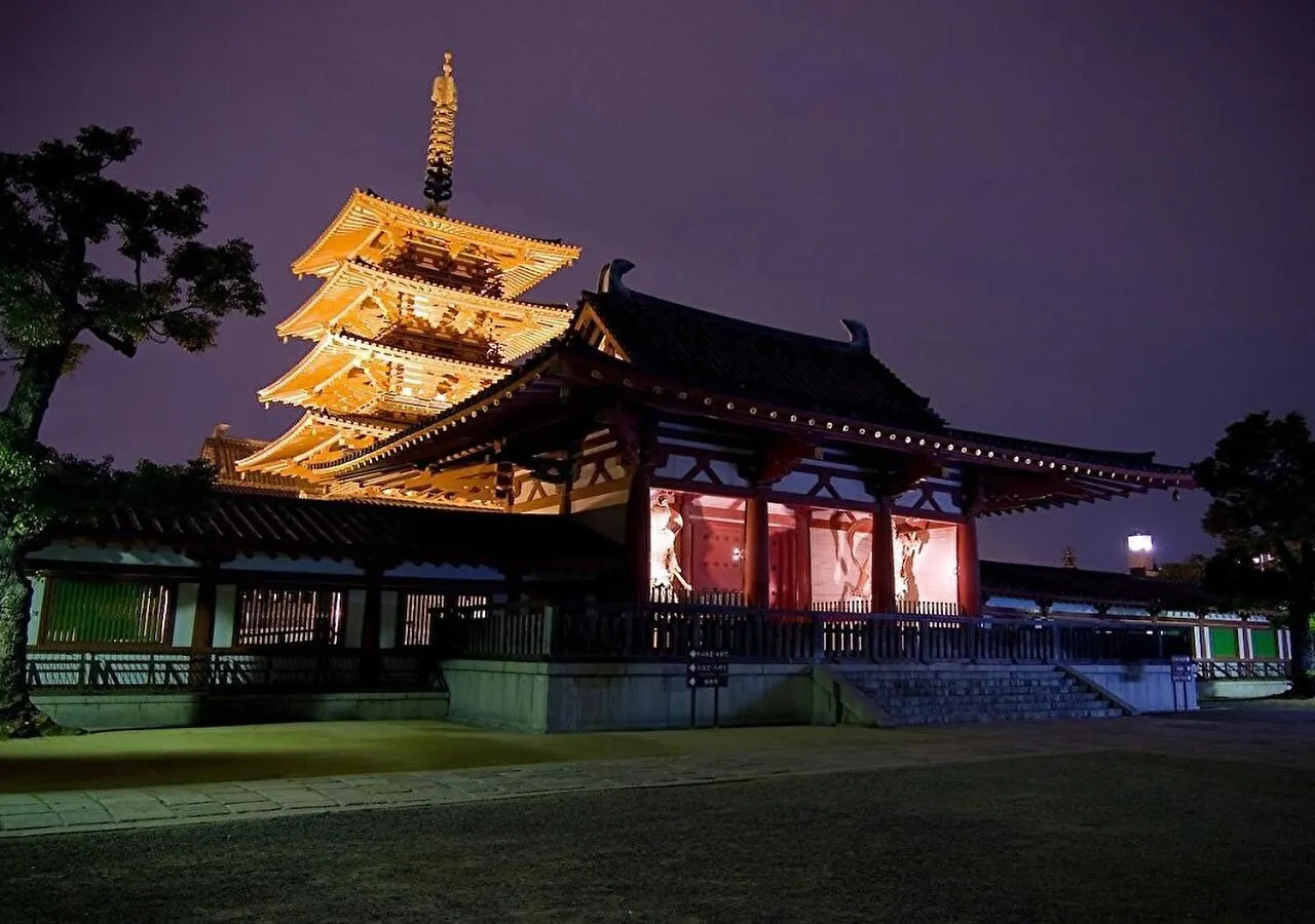 Tennouji Crystal Hotel Osaka