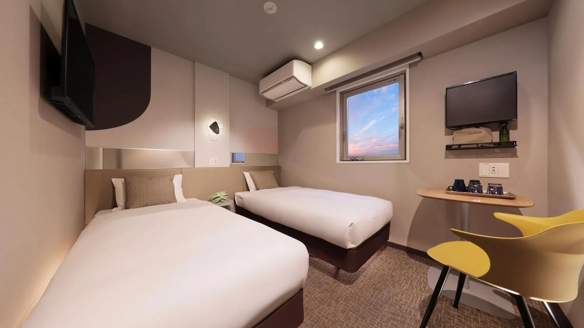Tennouji Crystal Hotel Osaka