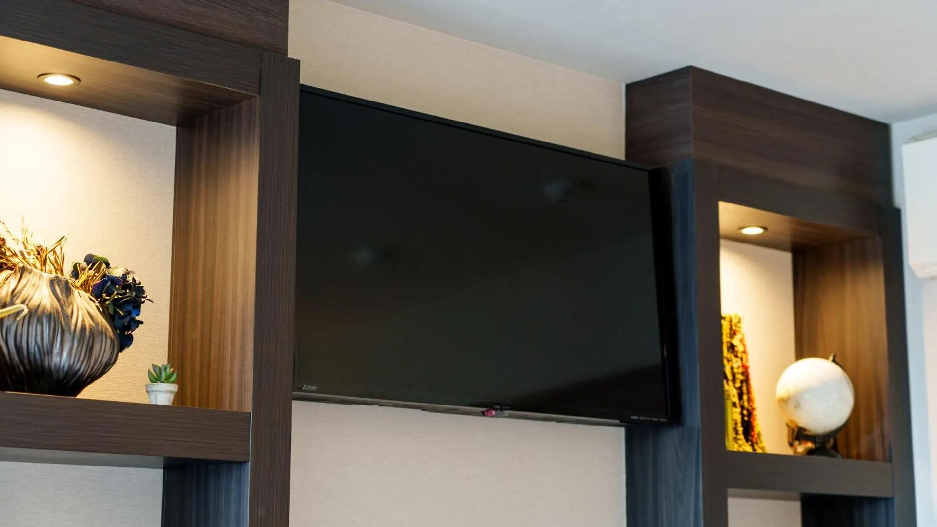 Tennouji Crystal Hotel Osaka